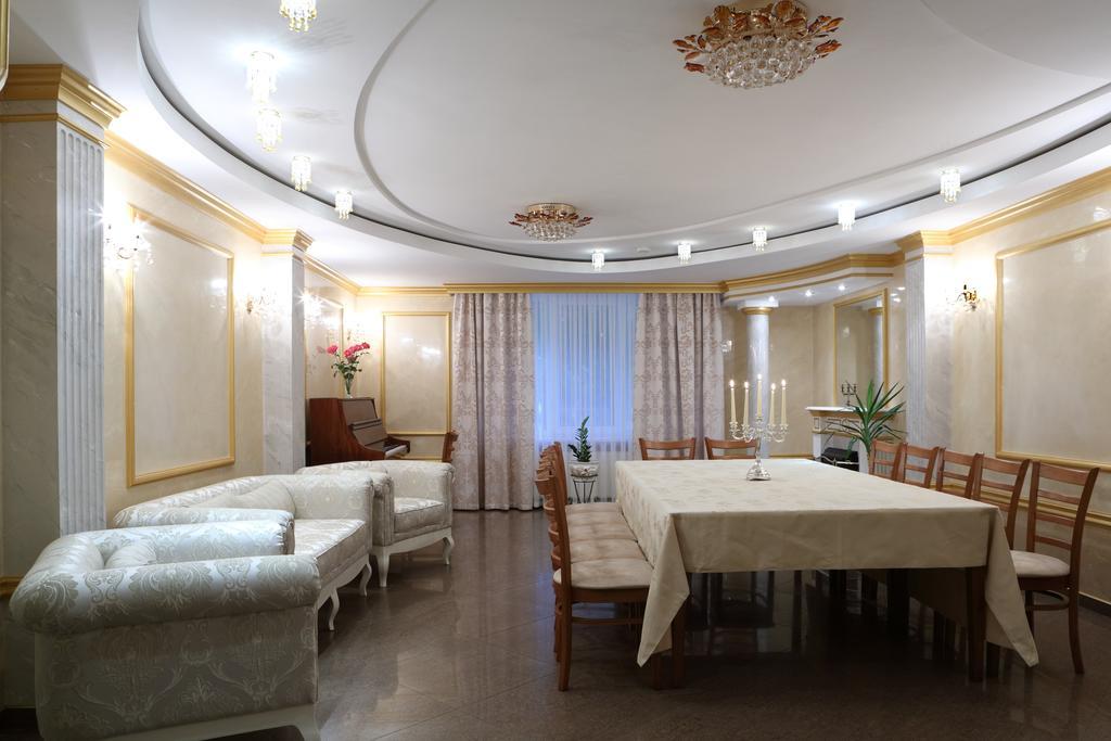 Hotel BACHUS Kischinau Zimmer foto